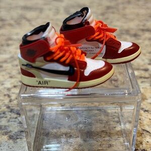 🏀 Collectible mini PVC Sneakers - Jordan 1 design 🏀